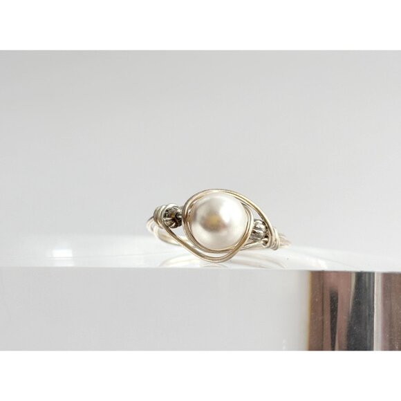 Modernist Genuine Pearl Semi-Bypass Shank Silver Toned Vintage Ring - sz 9 - Picture 13 of 13